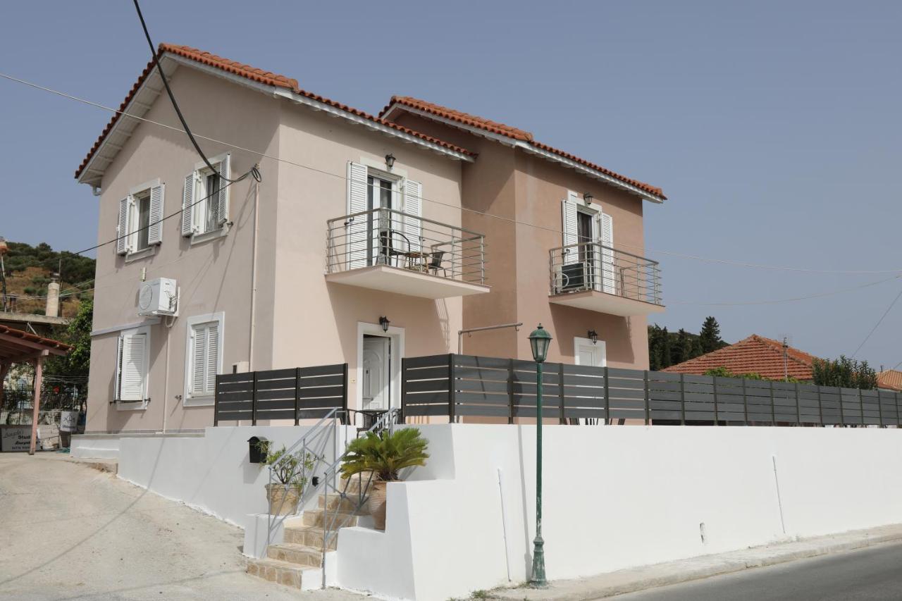 Angelos Apartments Lixouri Luaran gambar